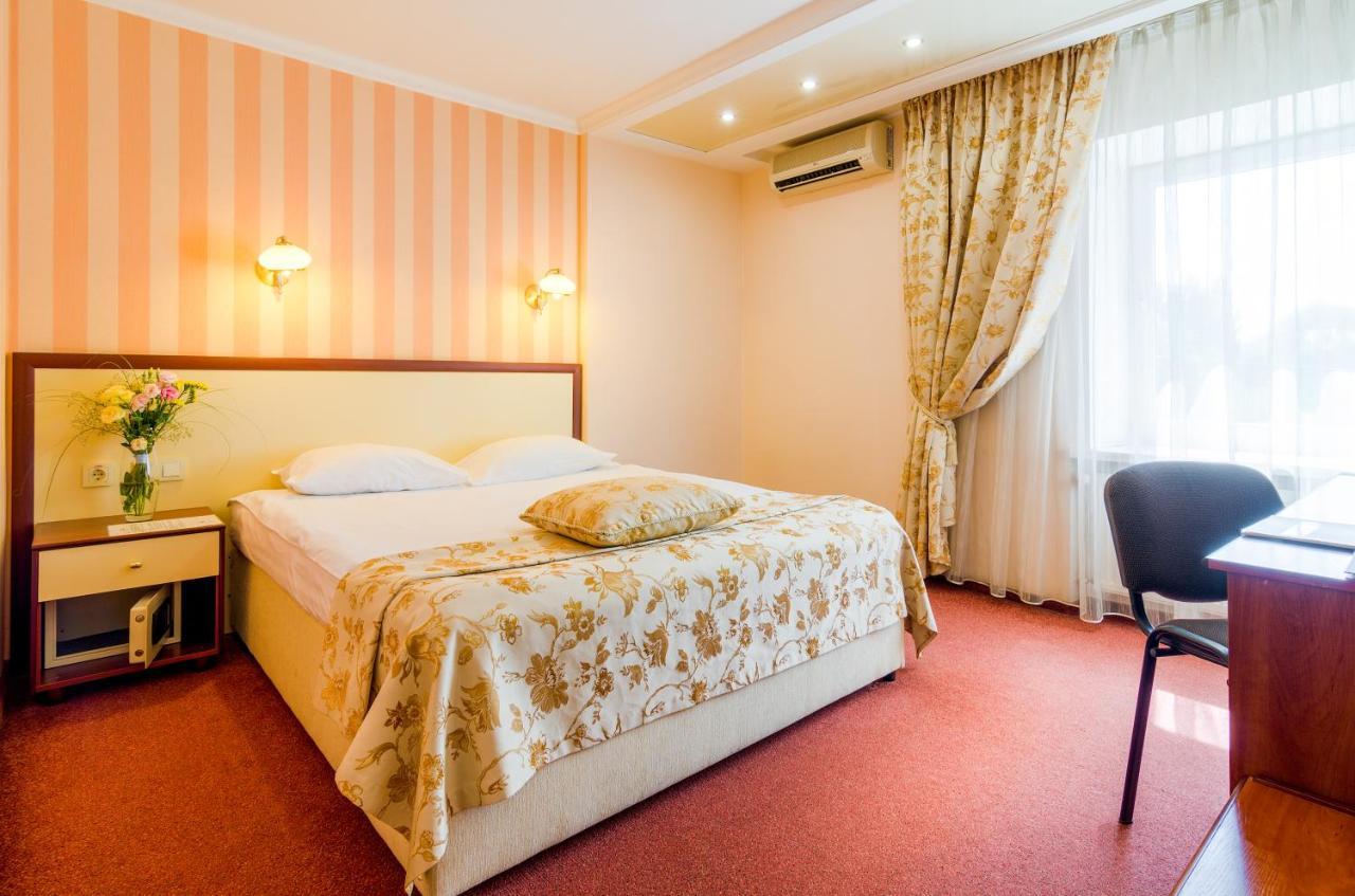 Raziotel Krzywy Róg Zewnętrze zdjęcie