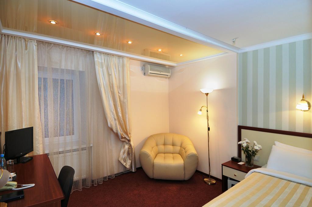 Raziotel Krzywy Róg Zewnętrze zdjęcie